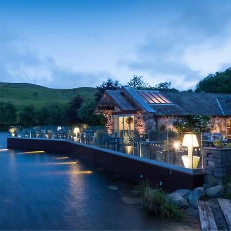 Number 57 Brynteg Hotel เคอร์นาวอน ภายนอก รูปภาพ